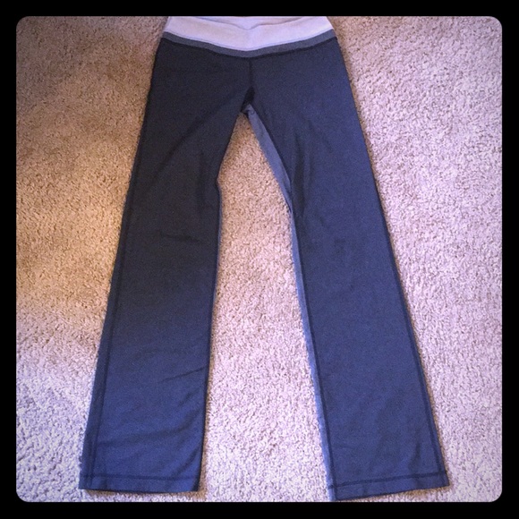 lululemon athletica Pants - Lululemon yoga pants